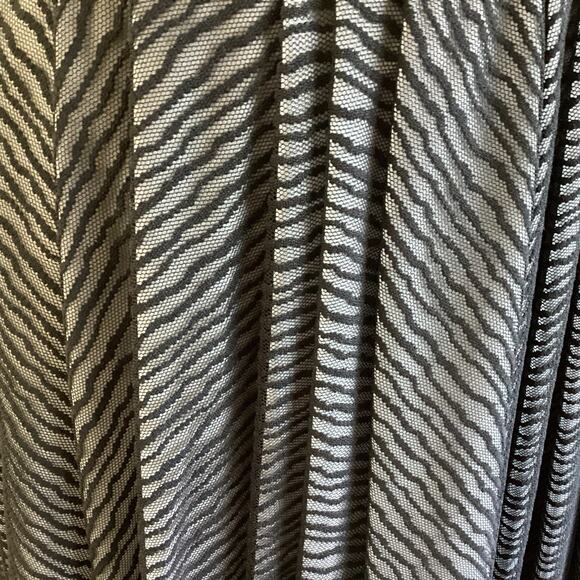 Robert Rodriguez Black Zebra Party Dress - 10 Fit & Flare Pleated Holiday $565 - Picture 8 of 9